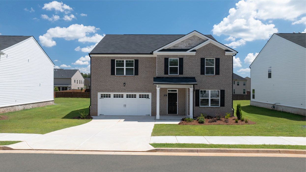 Halton - Brooks Station: Dacula, Georgia - D.R. Horton
