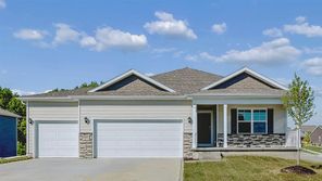 7614 N 170th St (Hamilton)