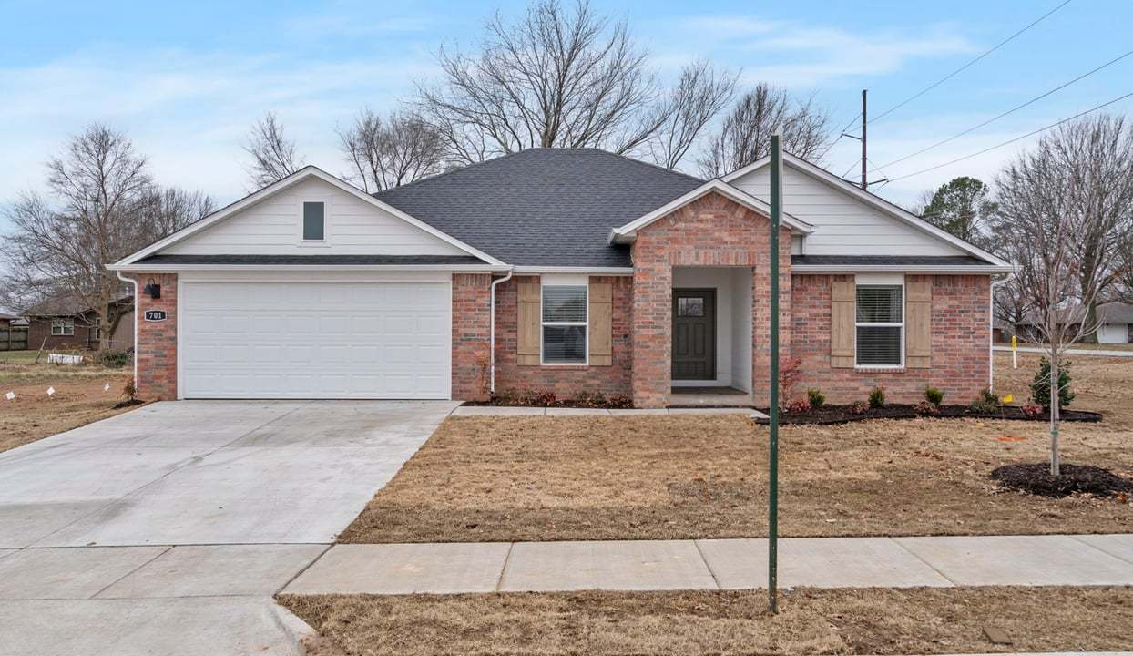 WARREN - Noah's Landing: Springdale, Arkansas - D.R. Horton