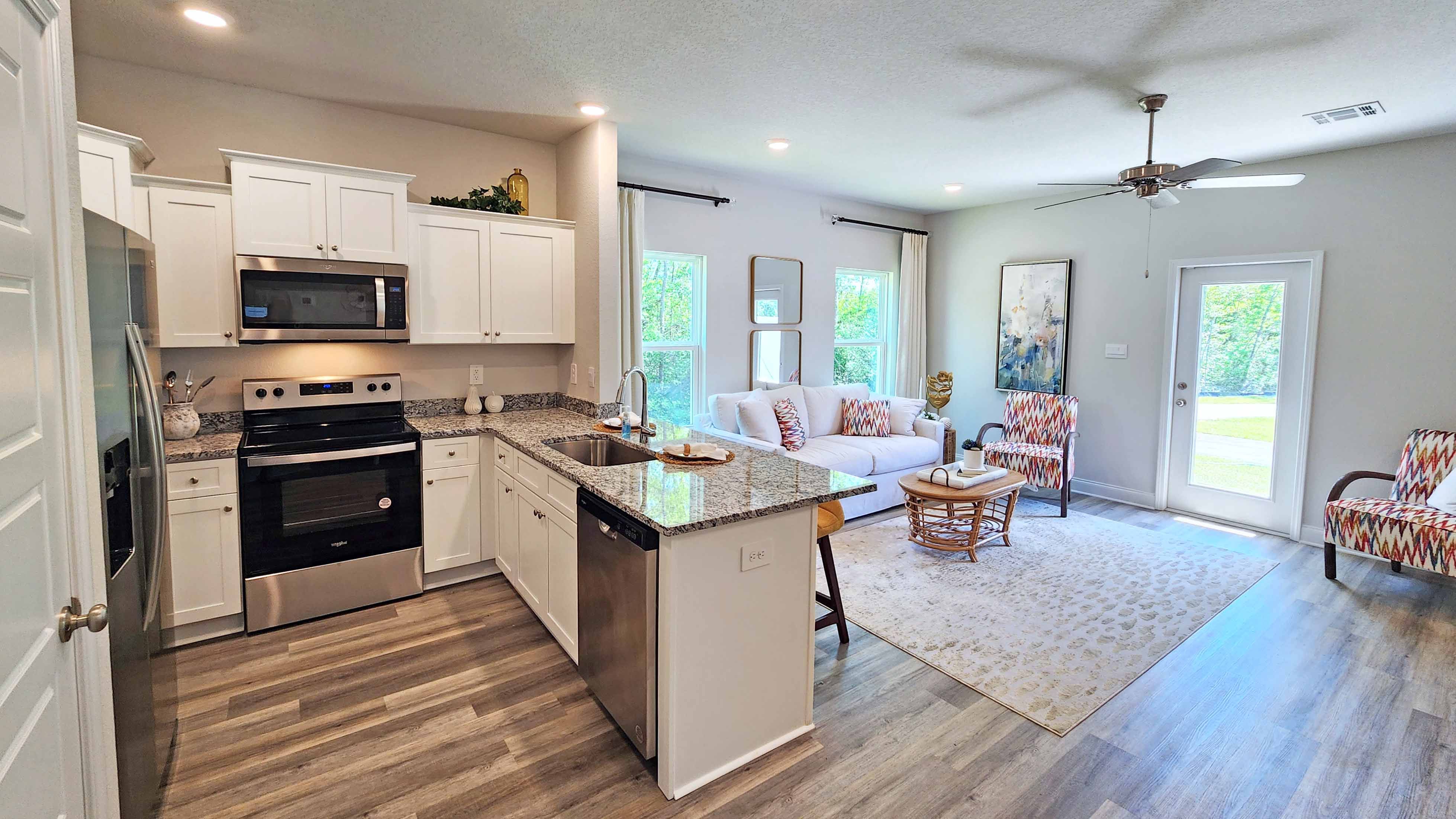 Highland Lake Townhomes - Gulfport, MS