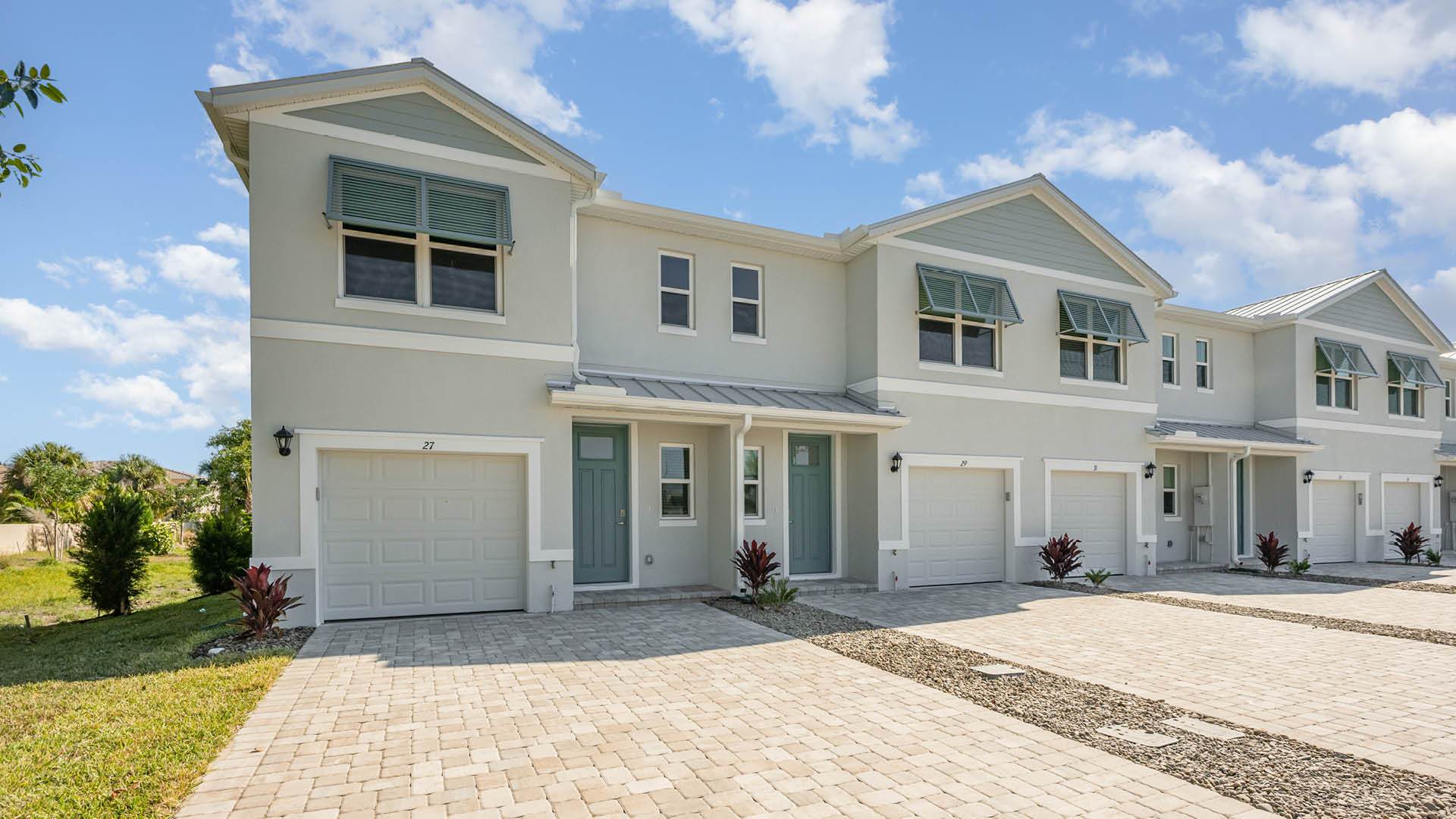 Pearson Interior Unit - Tortuga Cay: Satellite Beach, Florida - D.R. Horton