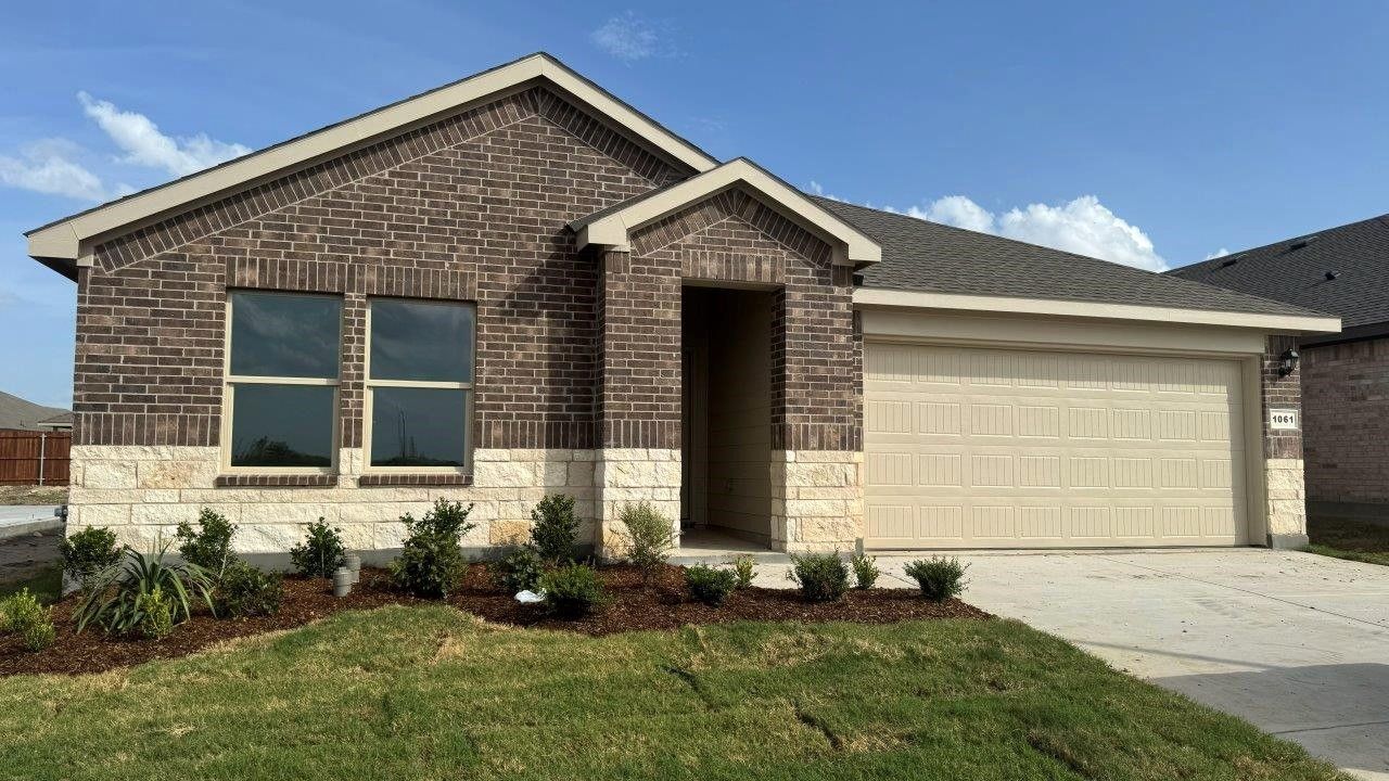 JUSTIN - Rosewood at Beltmill: Fort Worth, Texas - D.R. Horton