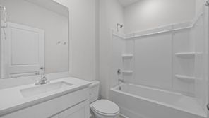256 Lake Tyler Drive (Mills)