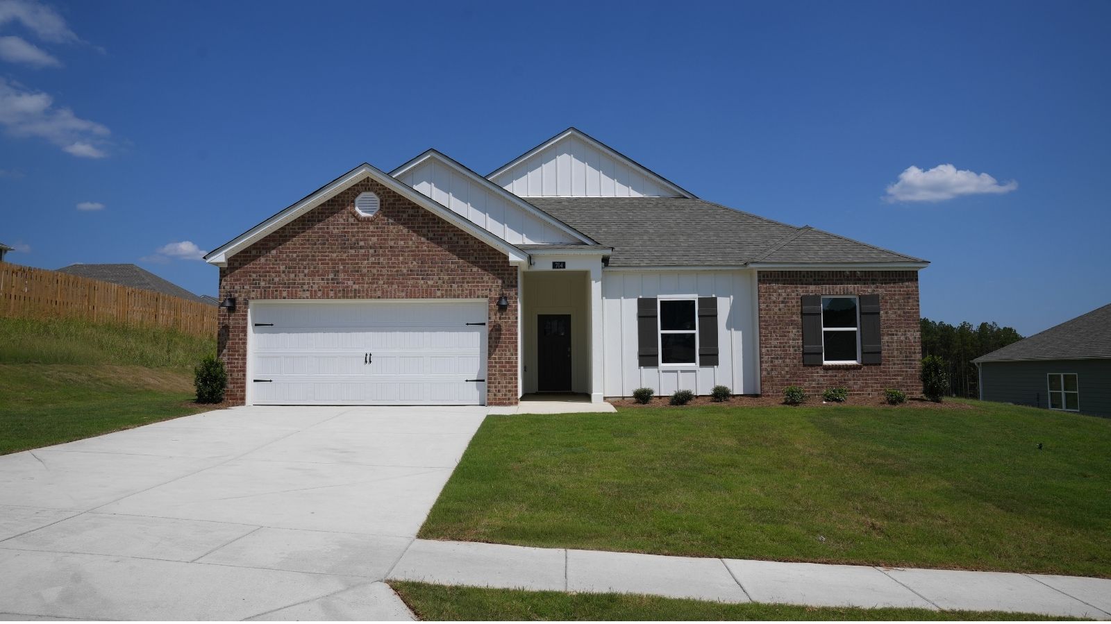 The Oakdale - Chelsea Acres: Chelsea, Alabama - D.R. Horton Basic