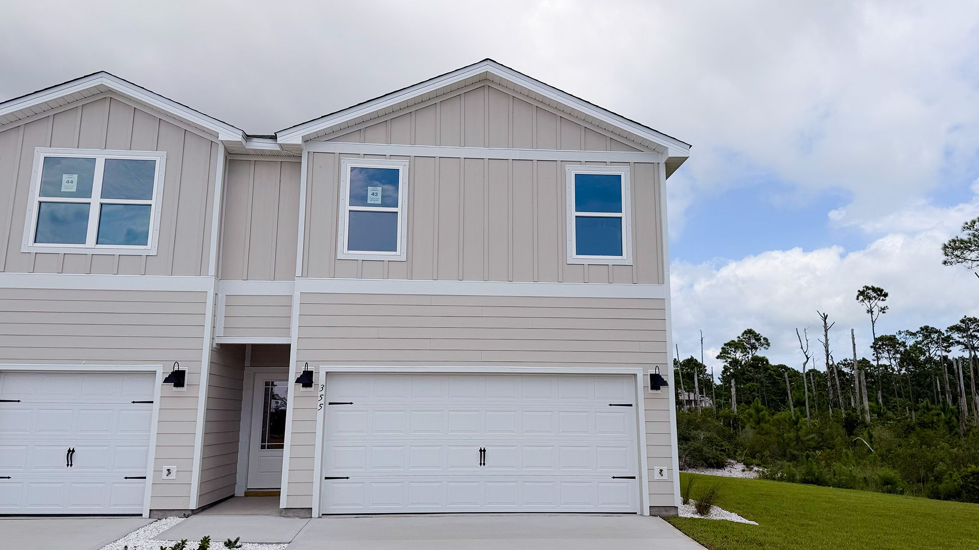 The Sabal Exterior Unit - Windmark Townhomes: Port Saint Joe, Florida - D.R. Horton