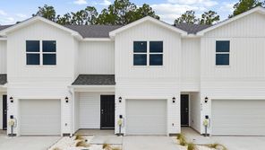 426 Chateau Lane (Sabal Interior Unit)