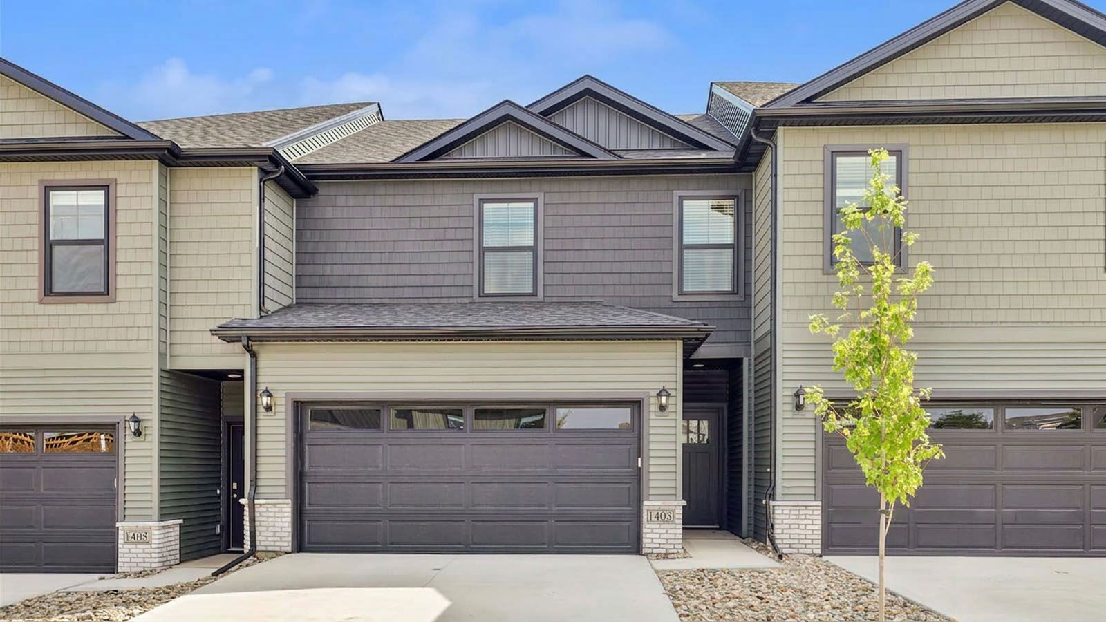 Tatum - Banks Landing Townhomes: West Des Moines, Iowa - D.R. Horton