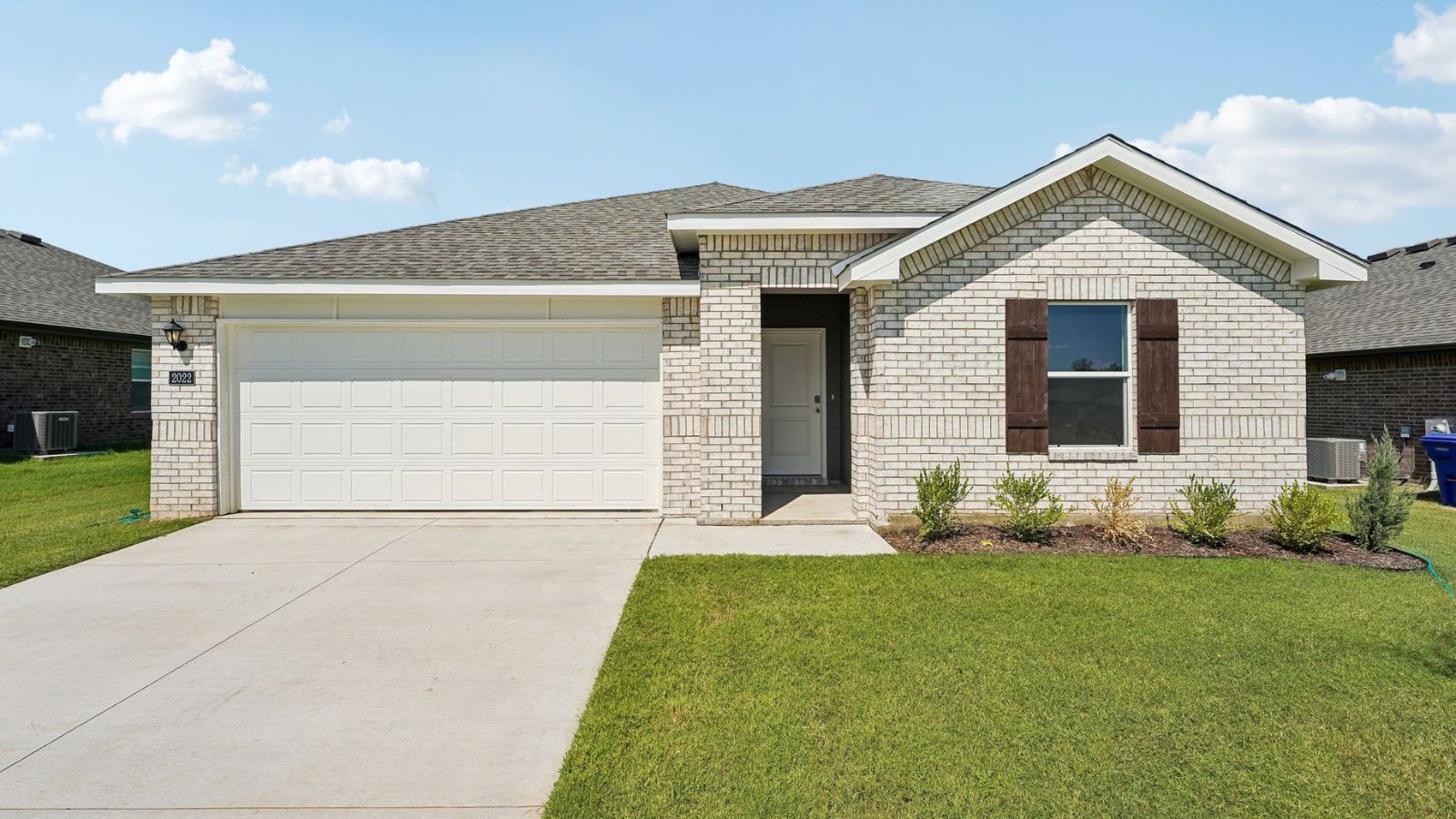 Laredo - Brook Chase: Broken Arrow, Oklahoma - D.R. Horton