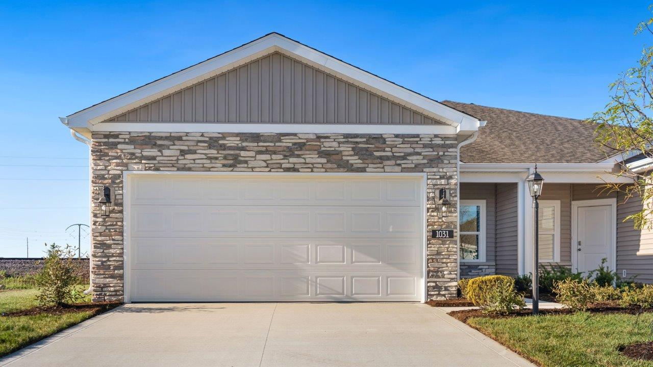 Olsen - Livingston Lakes Paired Villas: Fort Wayne, Indiana - D.R. Horton