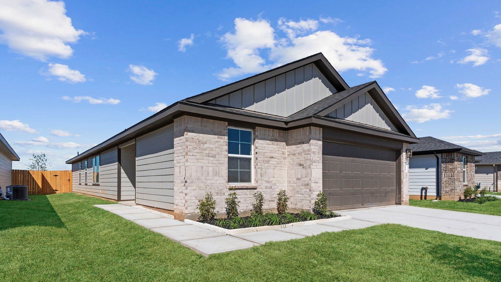 Paula - X30P - Emberly: Beasley, Texas - D.R. Horton Basic