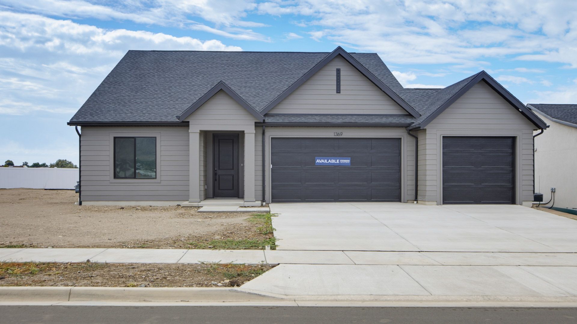 Cali (crawl) - West Meadows Estates: Perry, Utah - D.R. Horton