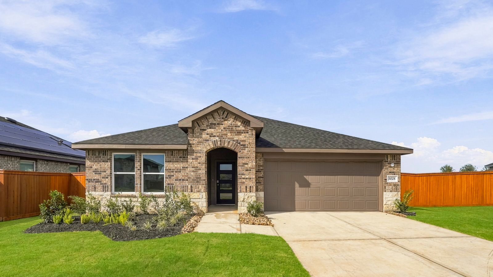 Lakeway - Sunterra Lakes: Brookshire, Texas - D.R. Horton Basic
