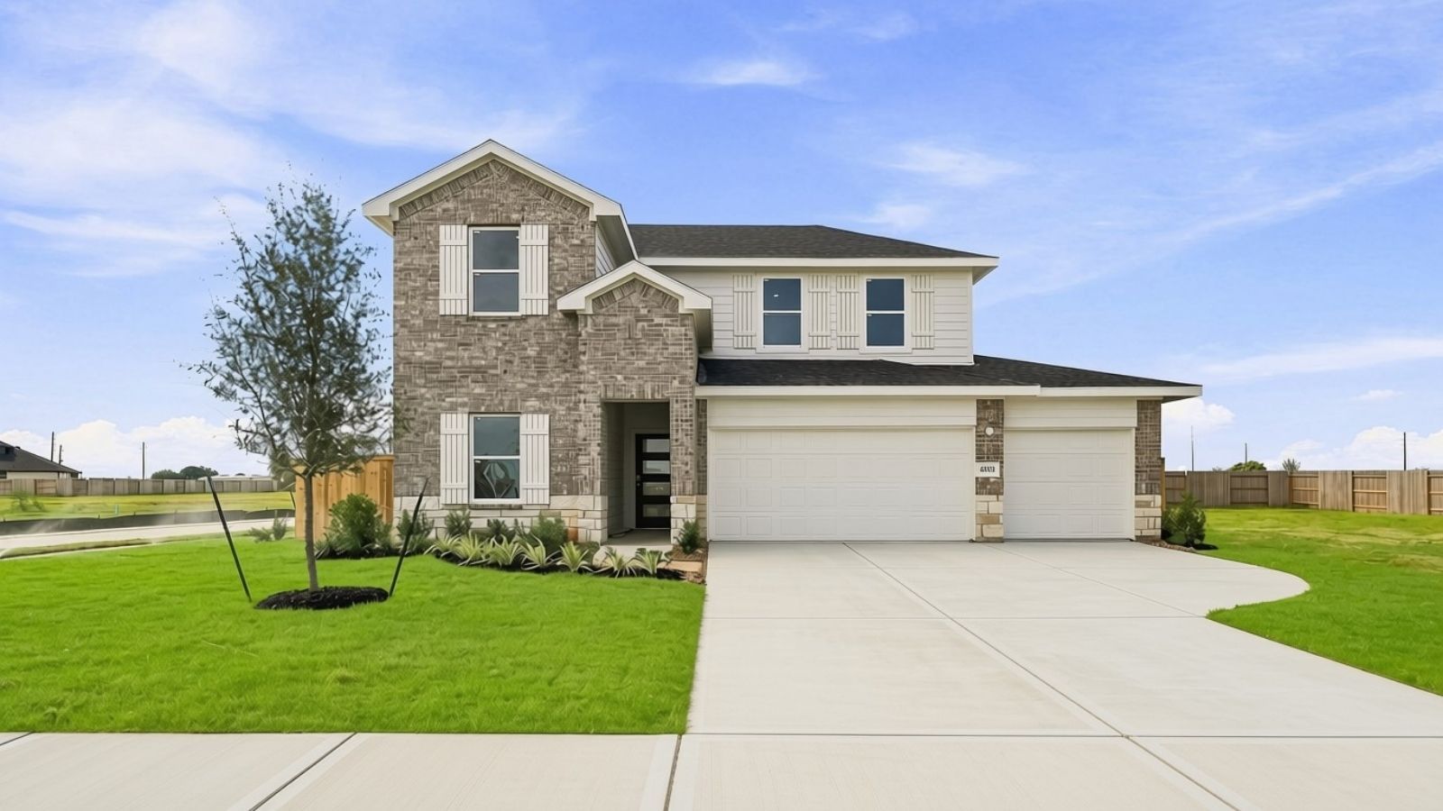 Mitchell - Sunterra Lakes: Brookshire, Texas - D.R. Horton Basic