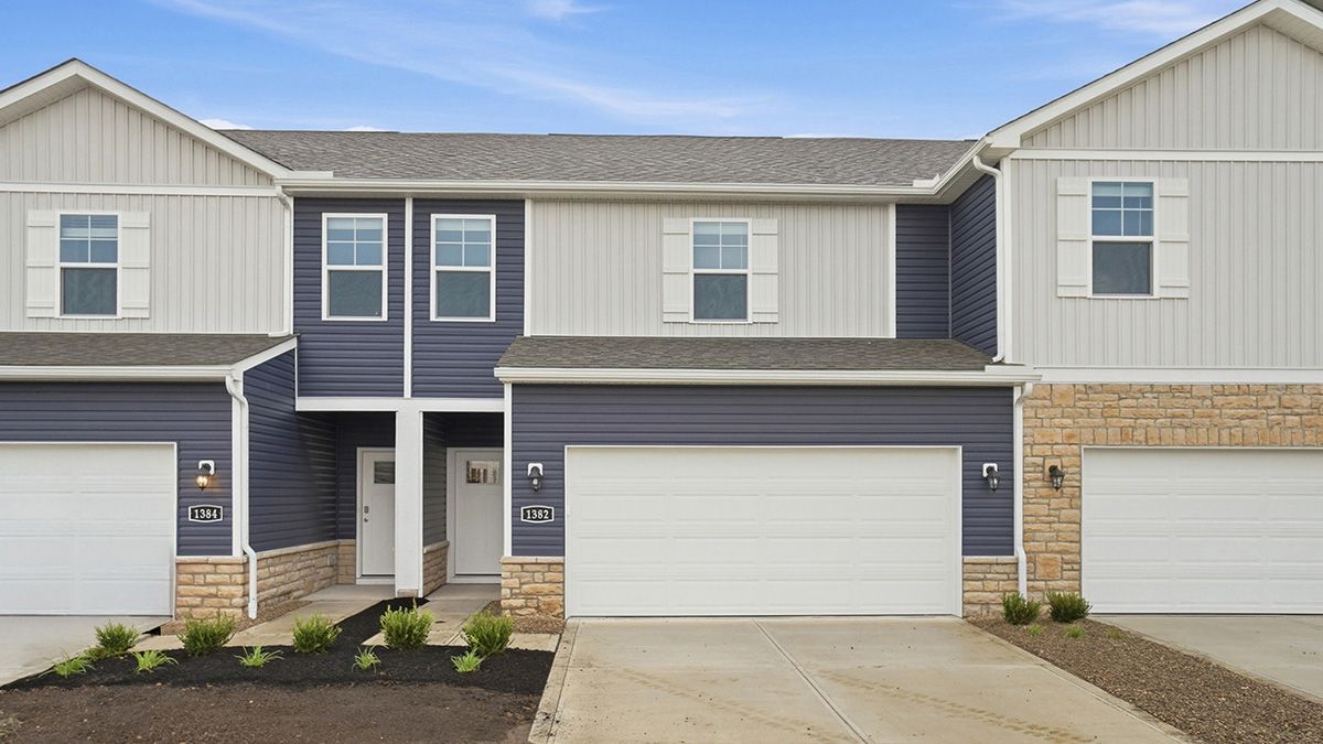 Tallmadge Townhome (Mid Unit) - Villas at Renner Park: Columbus, Ohio - D.R. Horton