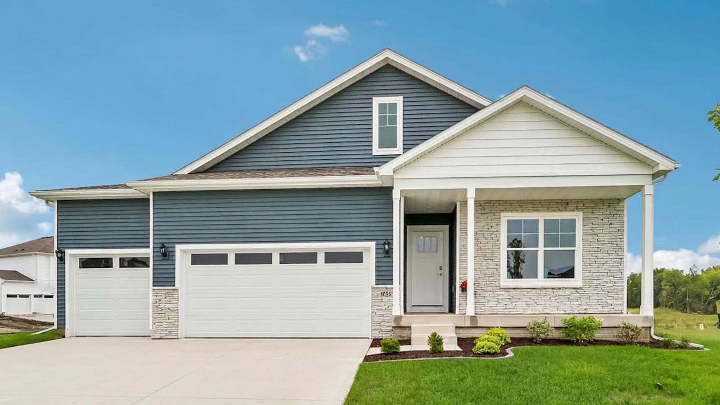 Cali - The Horton Series at Stratford Crossing: Waukee, Iowa - D.R. Horton