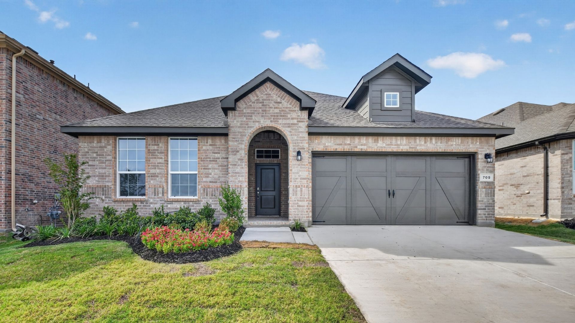 CROWNPOINT - Morningstar: Aledo, Texas - D.R. Horton