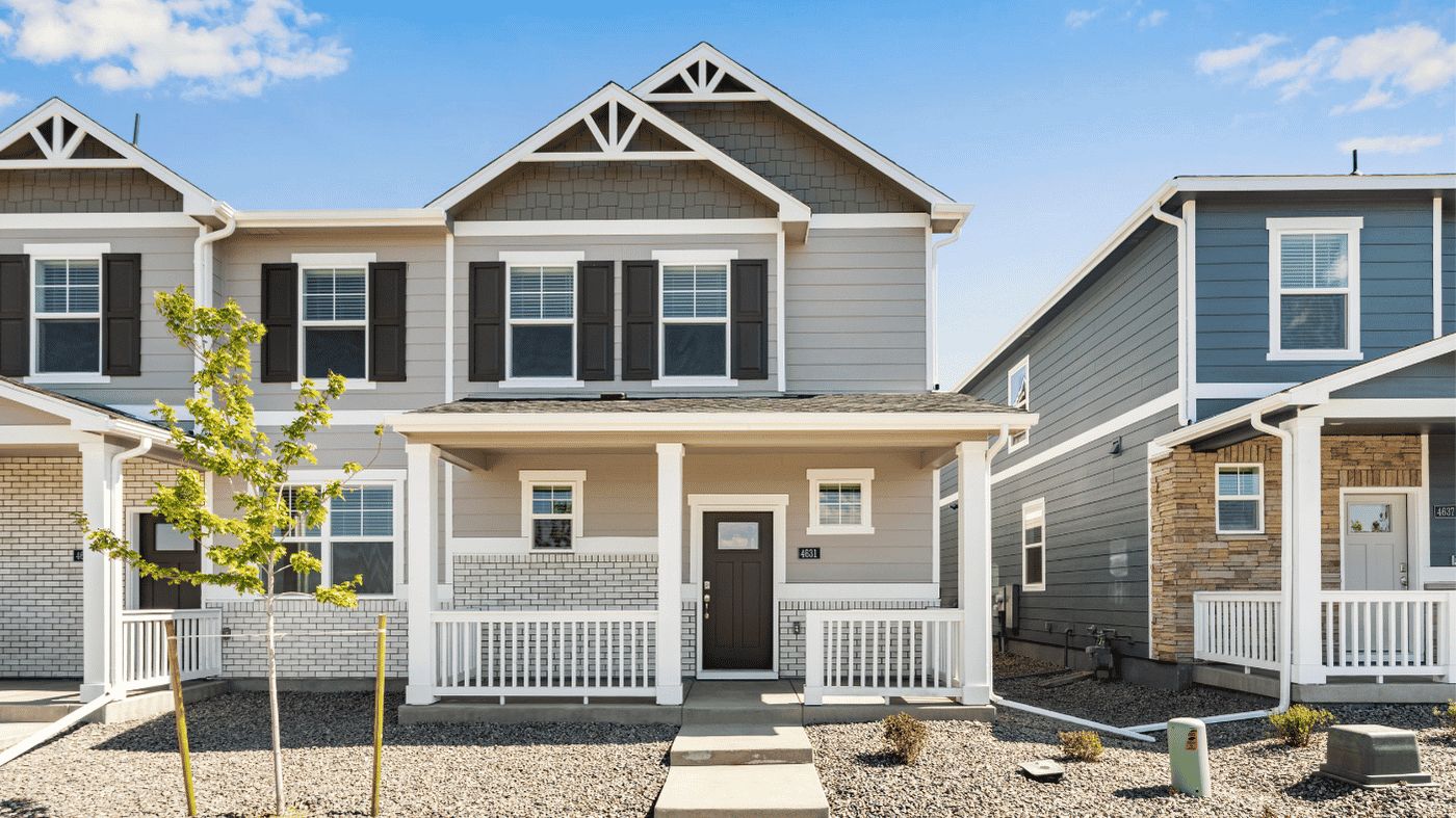 MUIRFIELD - Villas at Vantage: Berthoud, Colorado - D.R. Horton