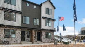 1442 S 470 E 158 (Cove)