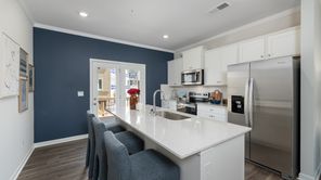 304 LAUREL LANE (Emerson)