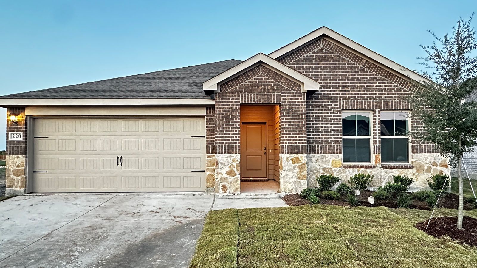JUSTIN - Northspur: Terrell, Texas - D.R. Horton