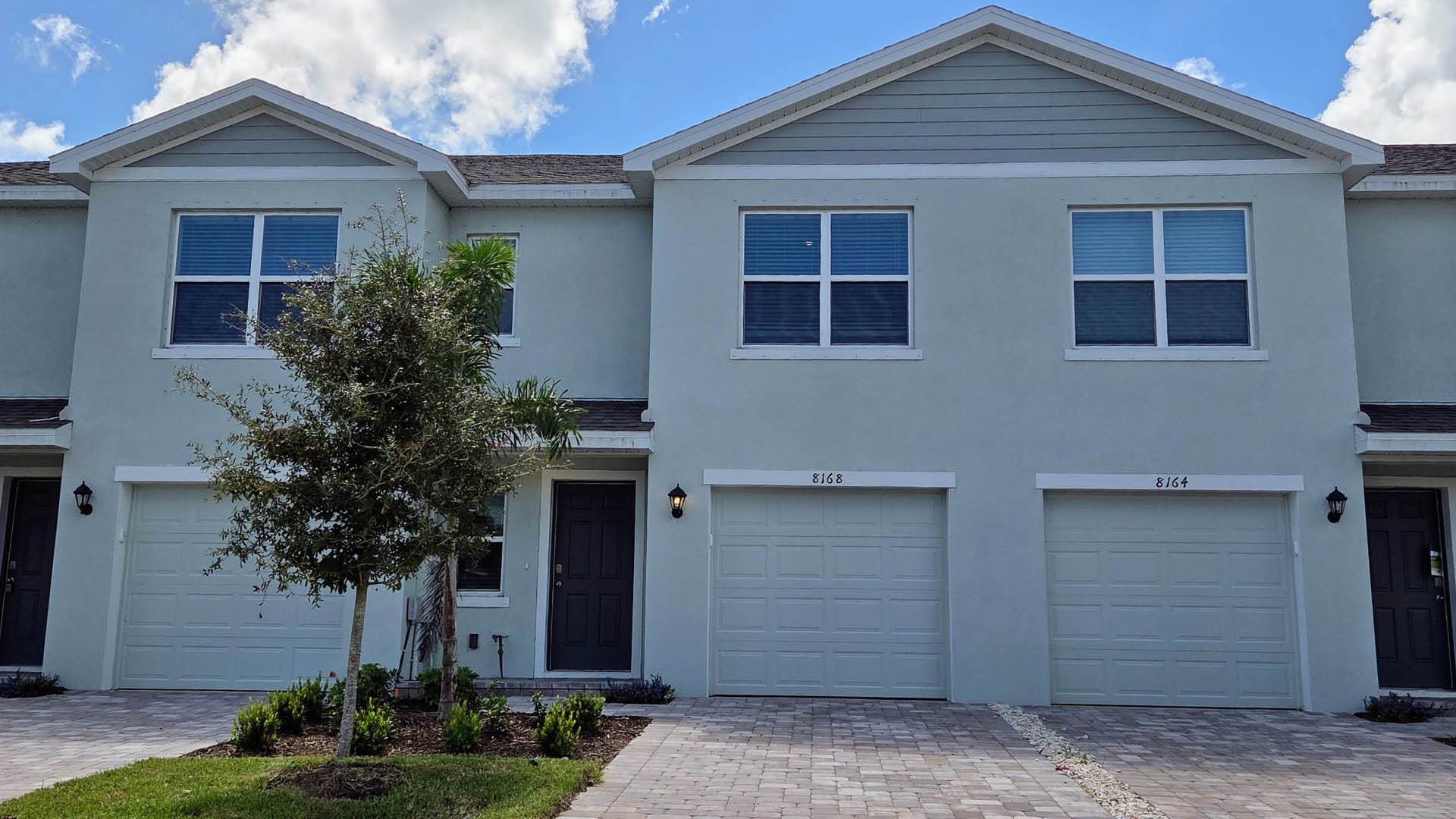 Pearson Interior Unit - Creekside Townhomes: Fort Pierce, Florida - D.R. Horton