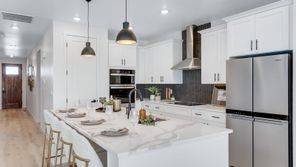 1425 RIVERDALE DR (Summit)