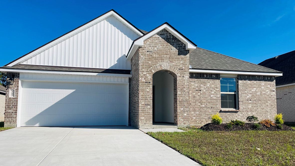 Fargo - Cane Place: Duson, Louisiana - D.R. Horton