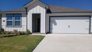 304 Buttonwood Drive (Lakeway)