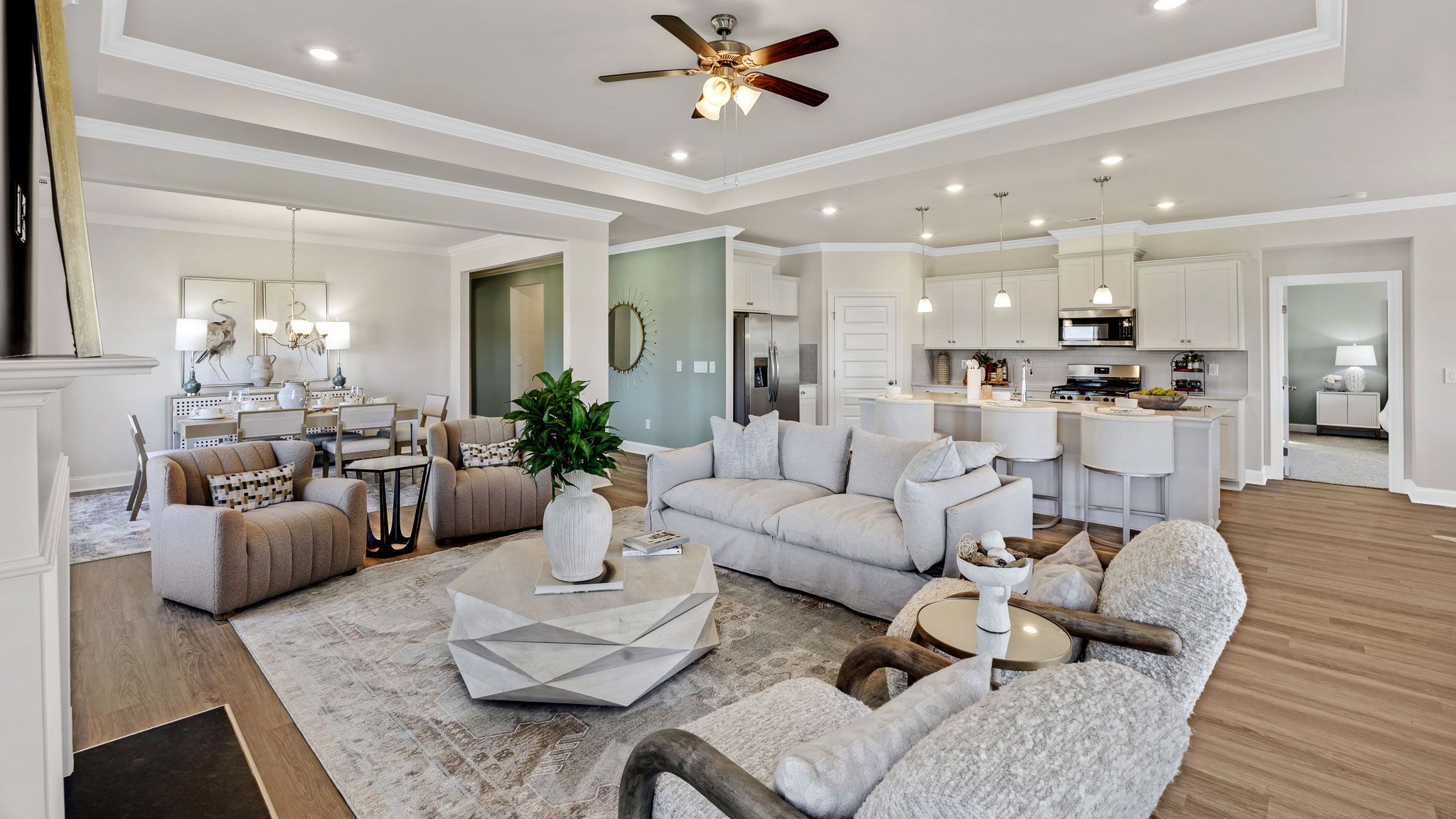 casa en Sweetwater at Greenbrier Preserve por D.R. Horton