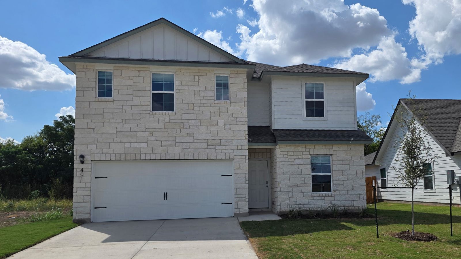 Madison - Rancho San Gabriel: Georgetown, Texas - D.R. Horton