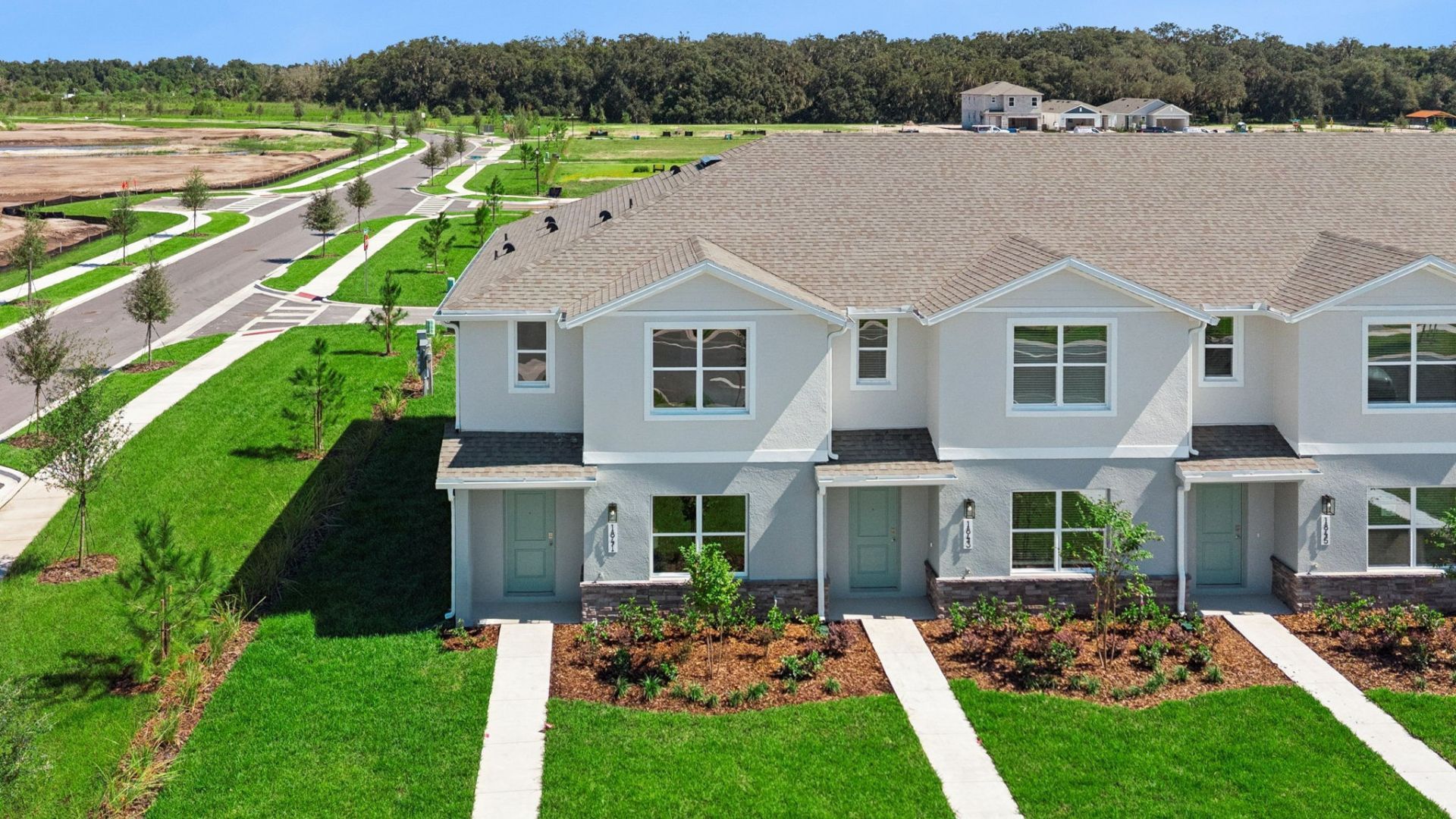 STRATFORD - END UNIT - Kindred: Kissimmee, Florida - D.R. Horton