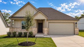 1011 Legrand Street (Lakeway)