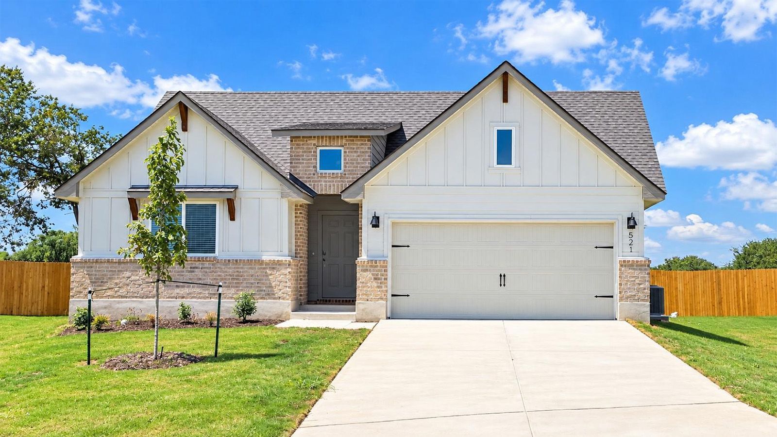 Texas Cali - Rancho San Gabriel: Georgetown, Texas - D.R. Horton