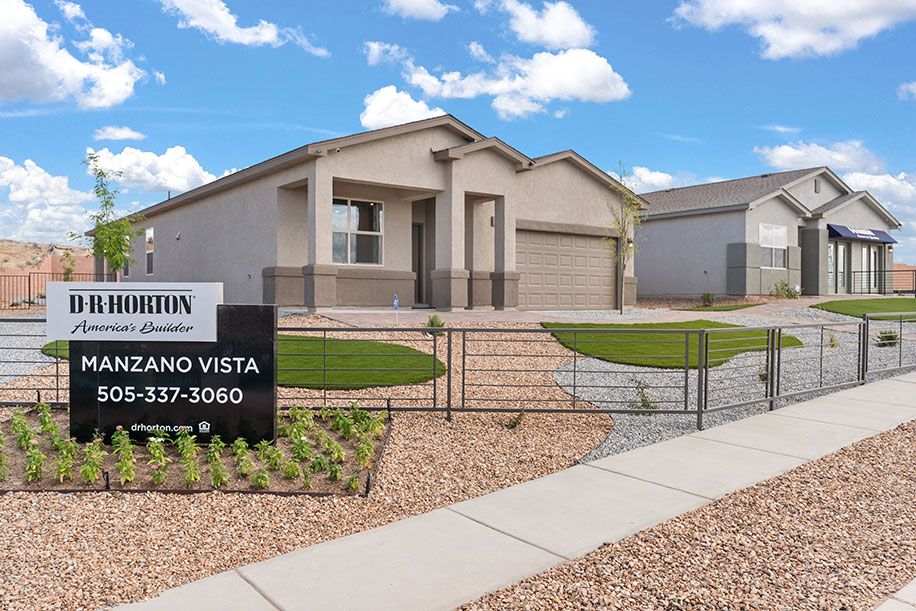 casa en Manzano Vista por D.R. Horton Basic