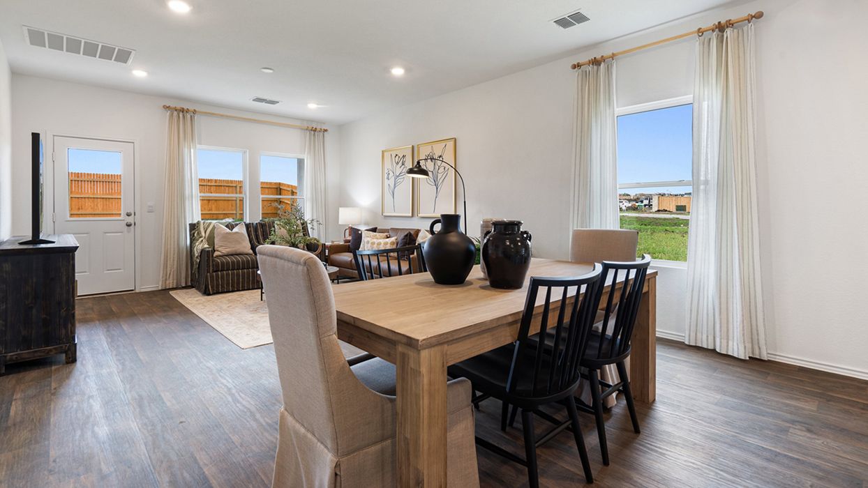 13412 Roughstock Way. Mustang Ridge, TX 78610