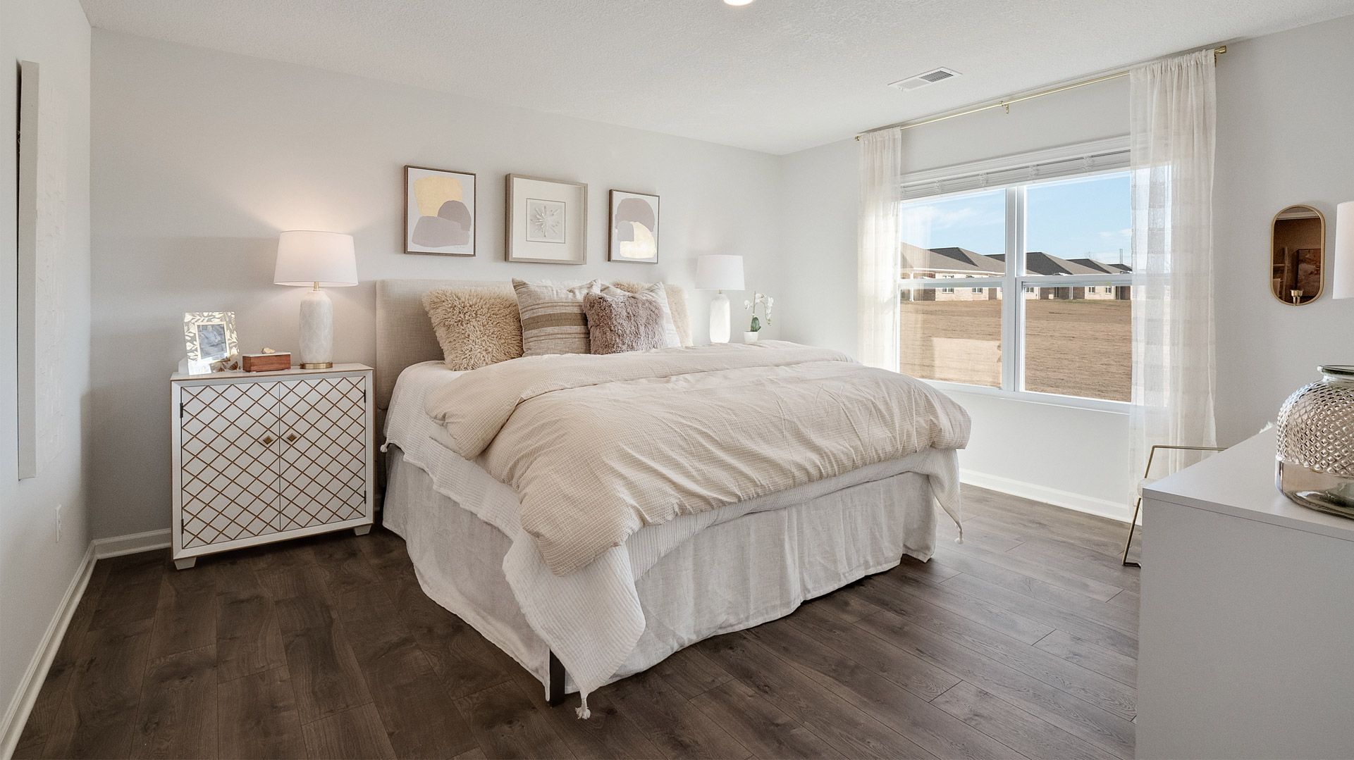 142 Silo Lane. Byhalia, MS 38611