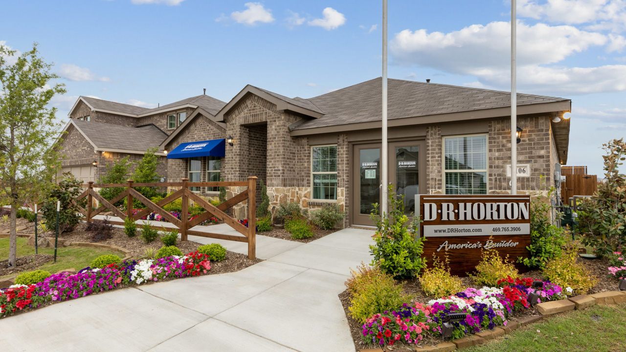 2106 Woodrose Court. Crandall, TX 75114