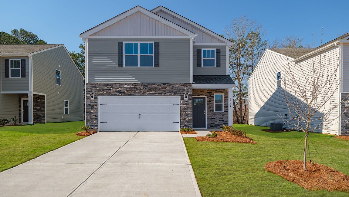 1013 Foxberry Lane. Maiden, NC 28650