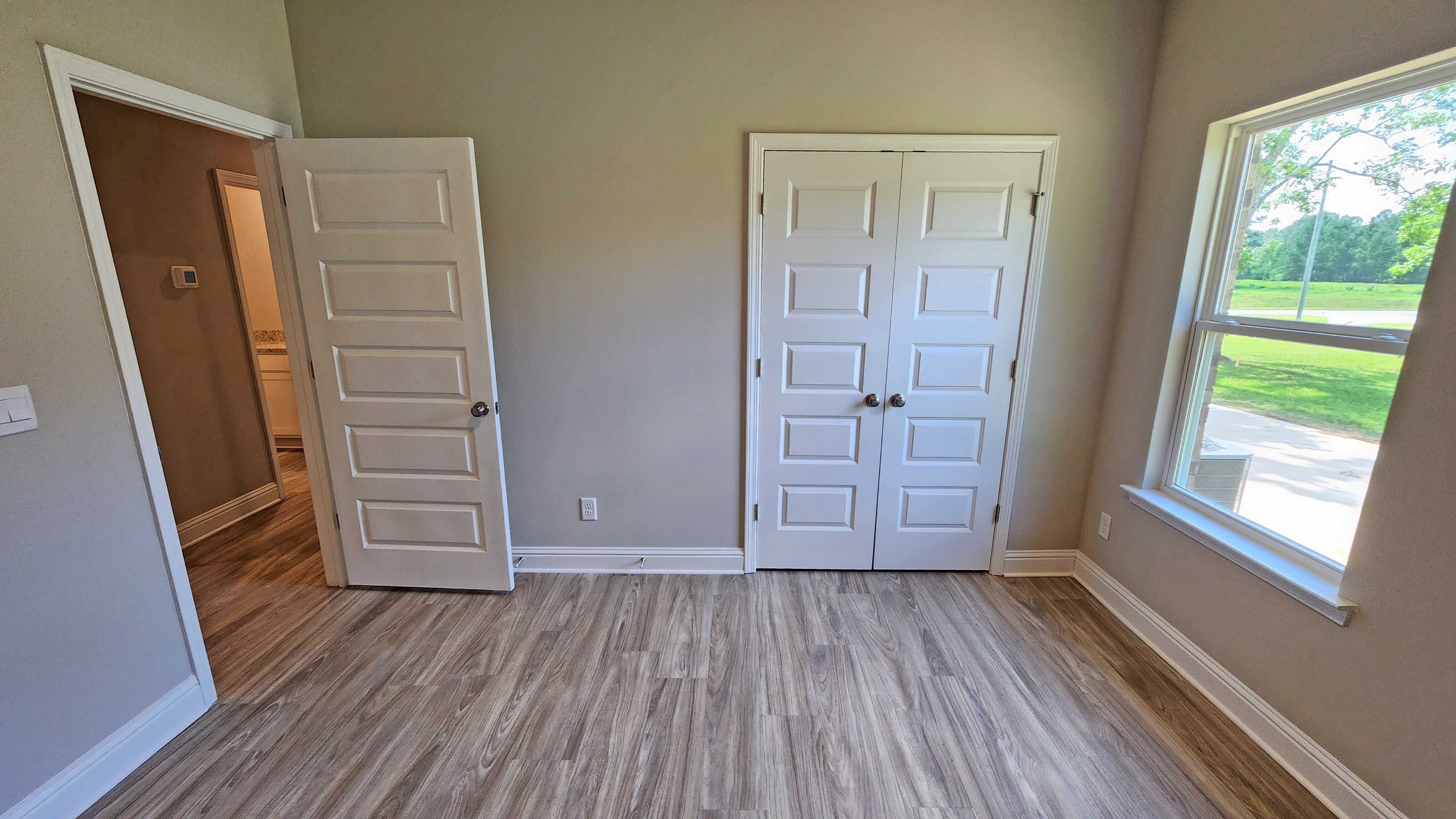 2382 Hamilton Ridge Drive East. Mobile, AL 36695