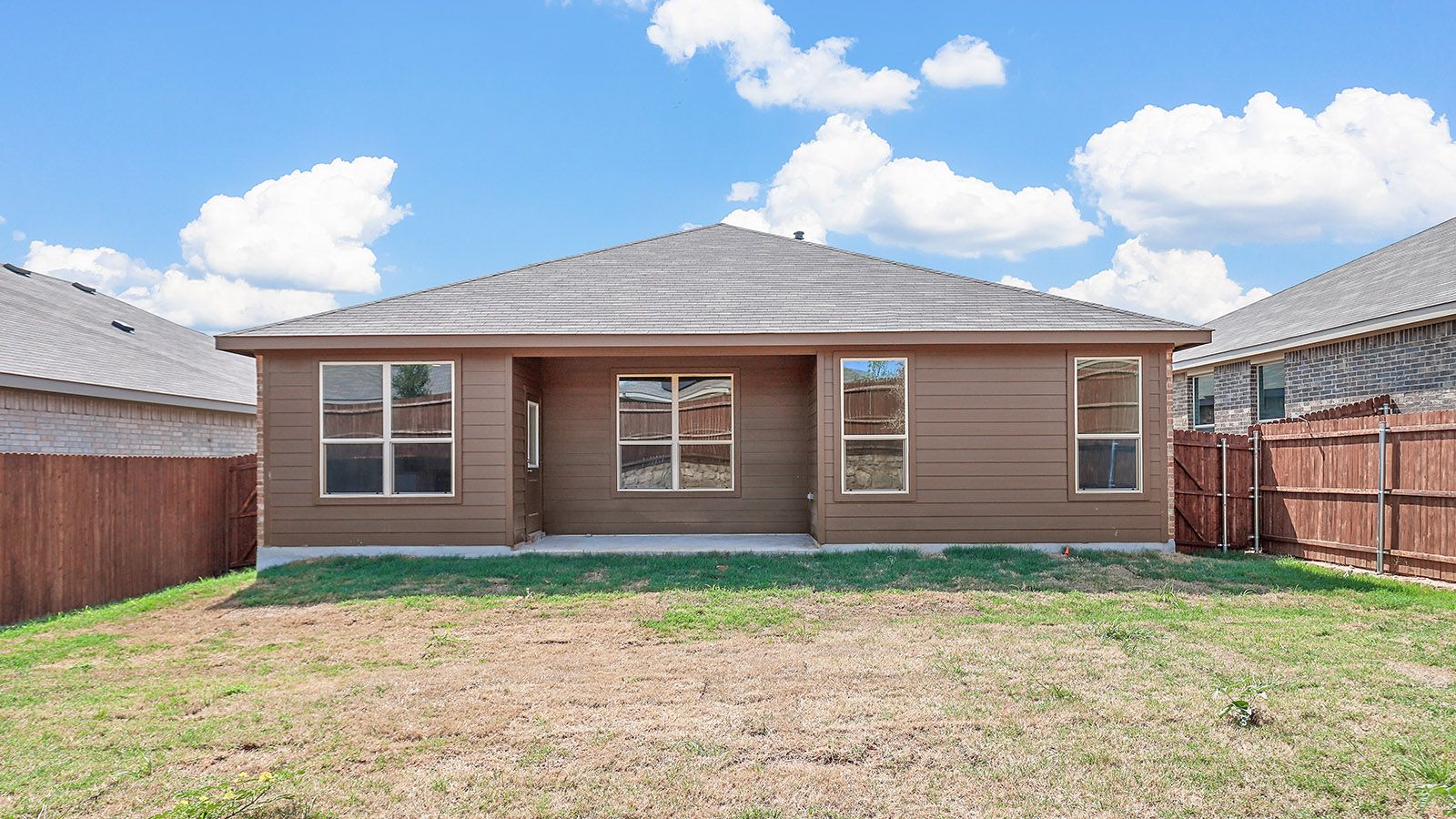 136 Springhill North Road. Boyd, TX 76023