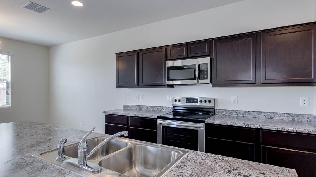 28223 N Ice Cavern Ln. San Tan Valley, AZ 85143