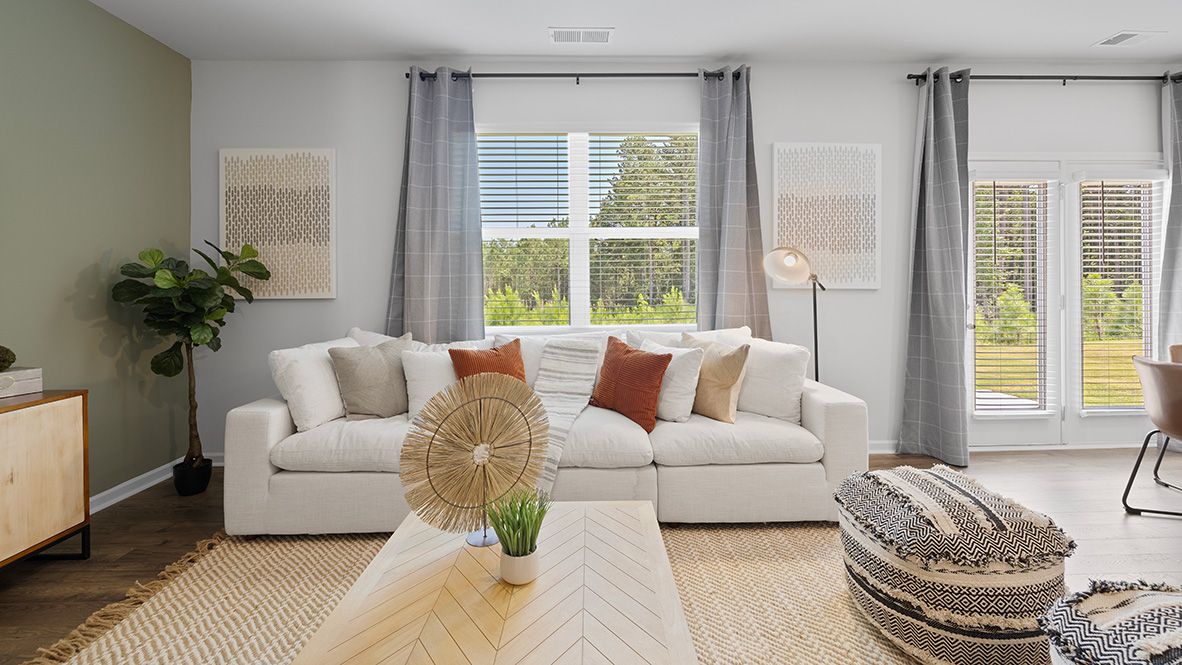 5595 Wintergreen Drive. Fairburn, GA 30213