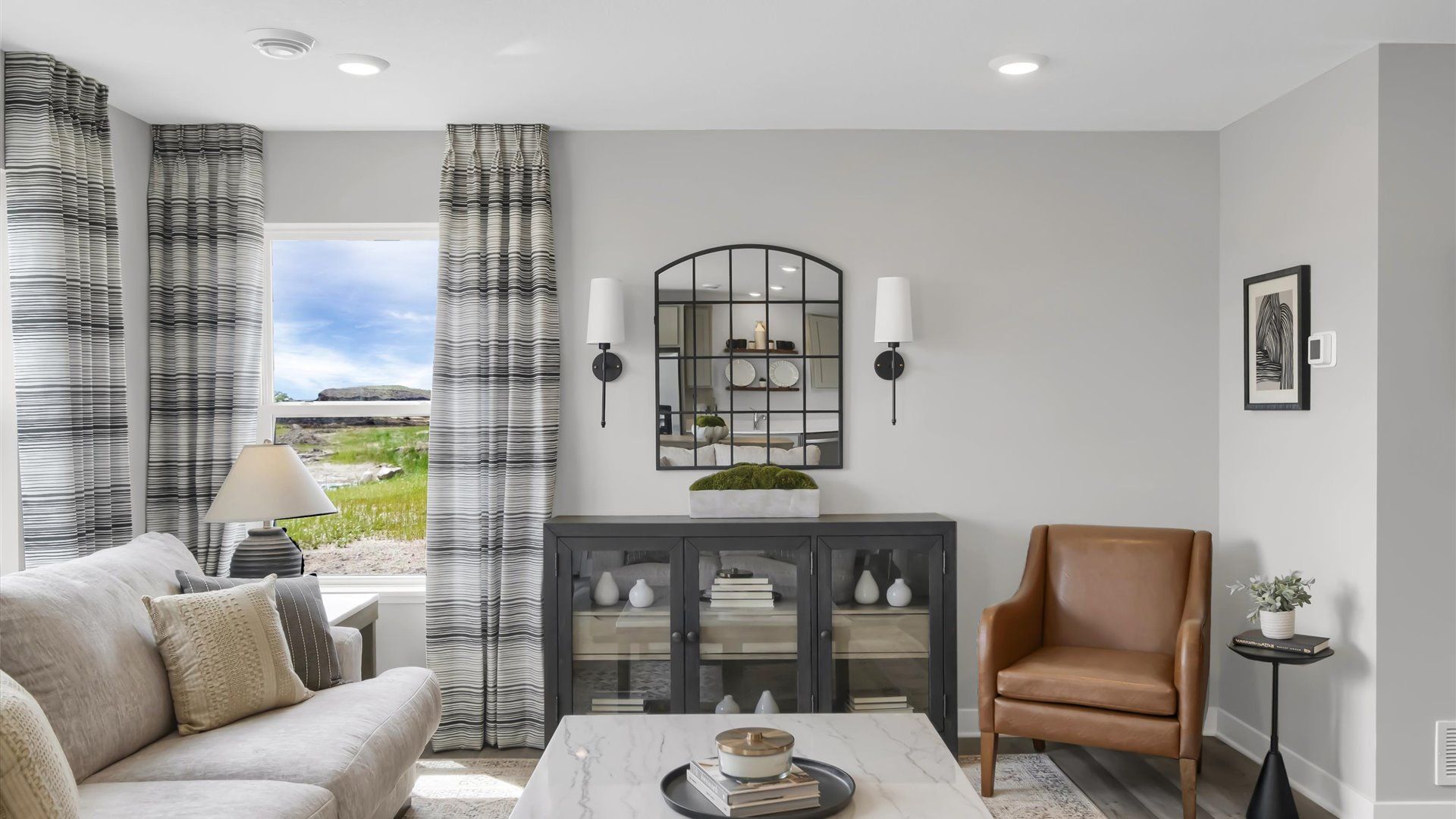 1916 Highview Terrace. Shakopee, MN 55379