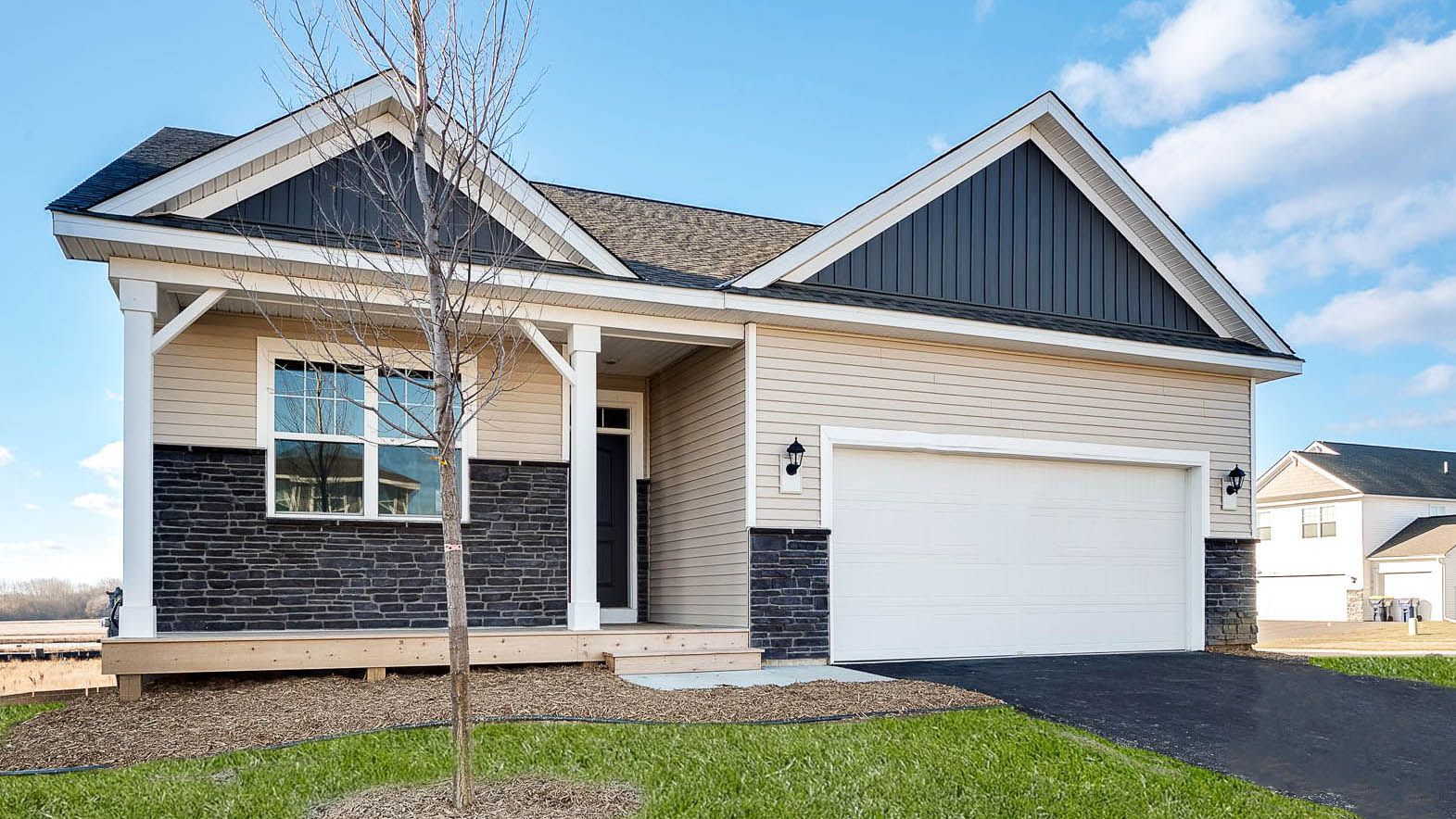 1878 Rainier Drive. Shakopee, MN 55379