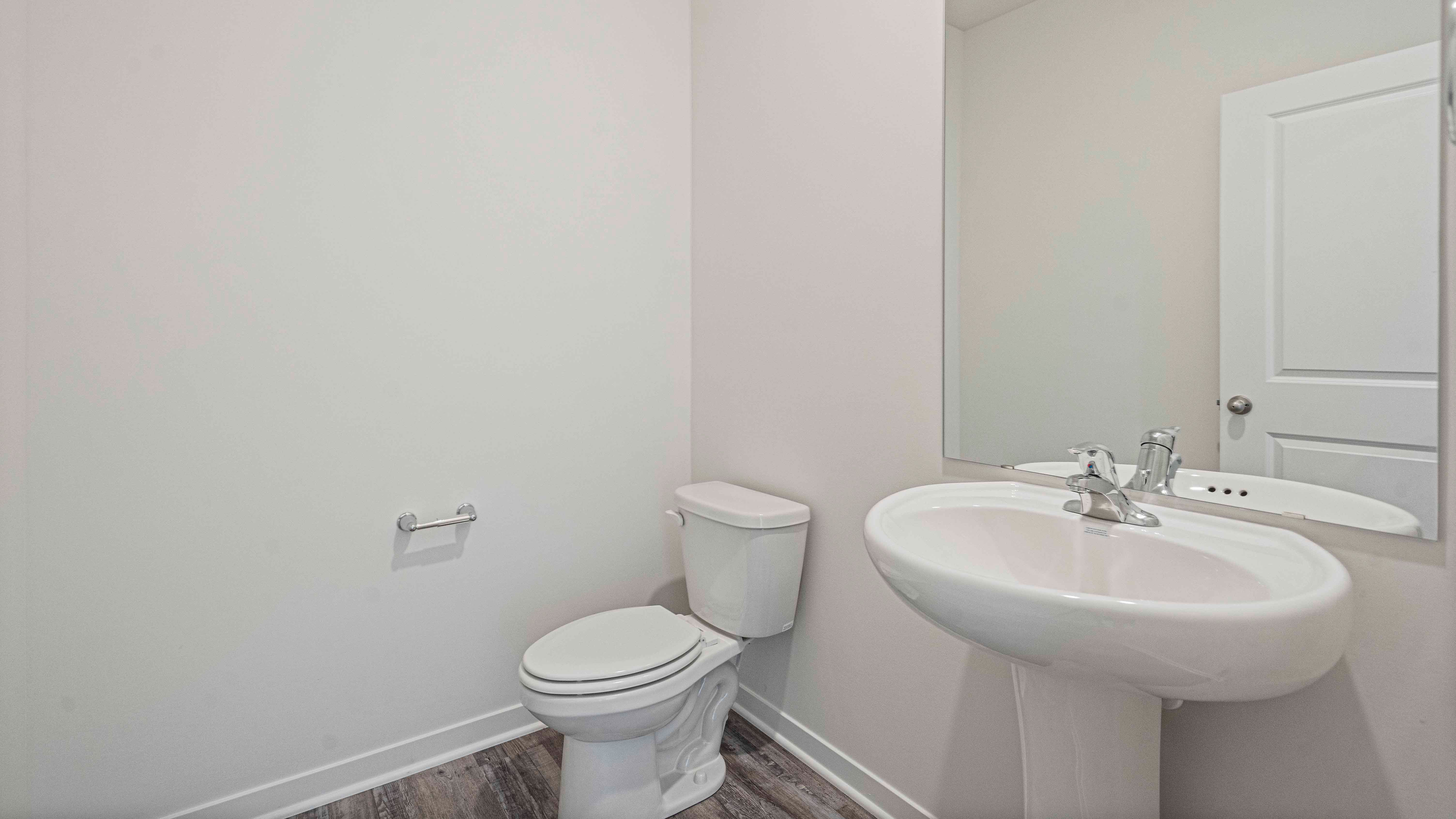 East Ridge Court. Peculiar, MO 64078