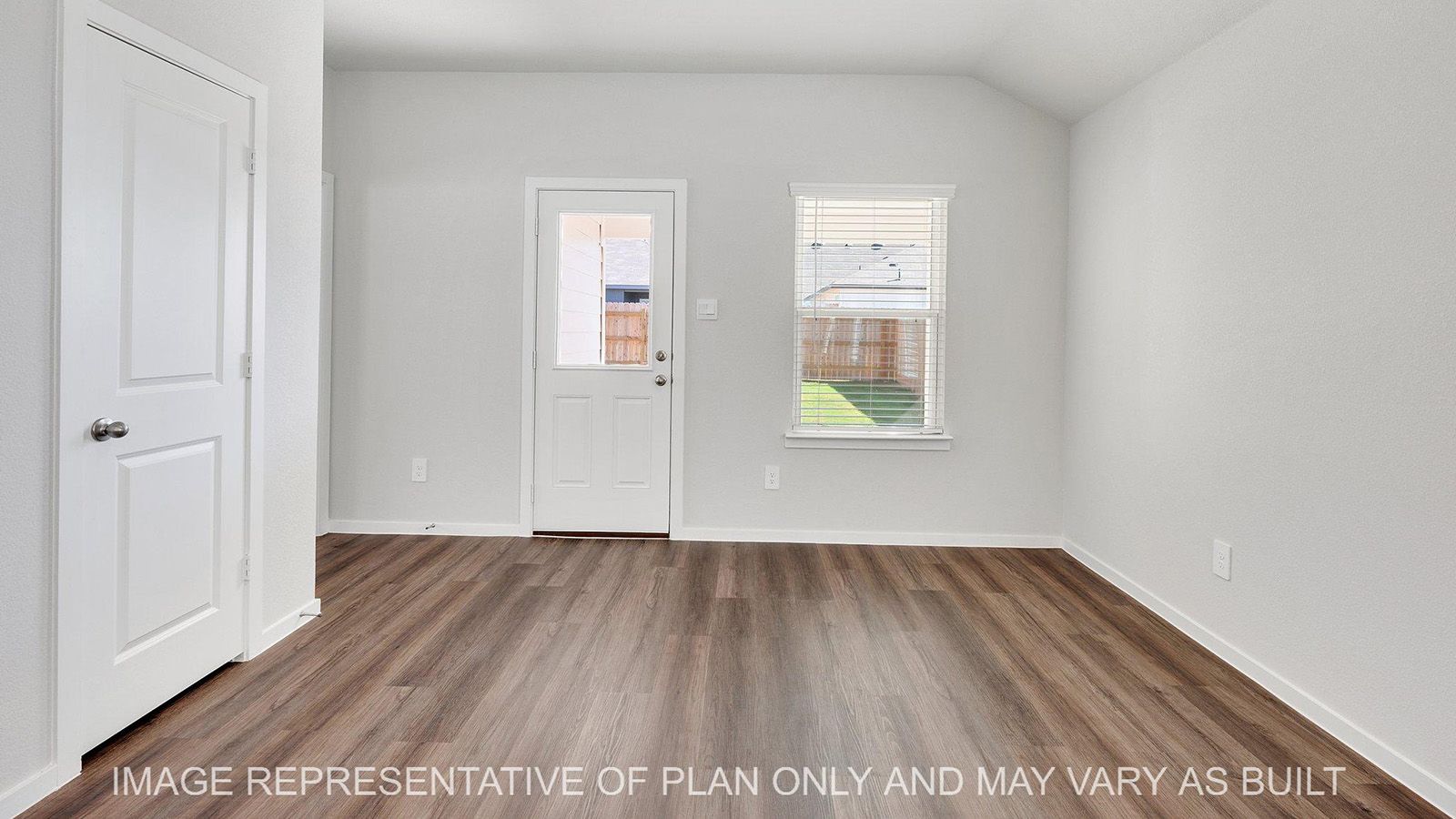 309 Perry Place. Rockdale, TX 76567