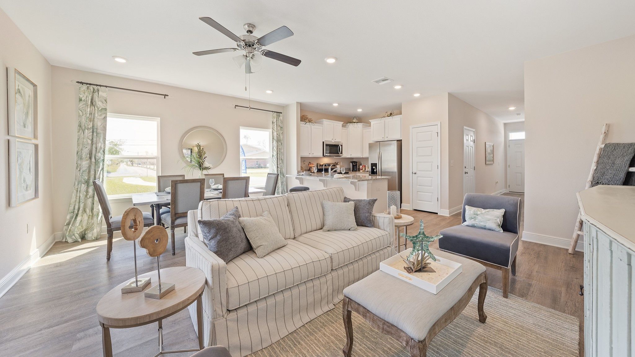 casa en Gavin's Landing Townhomes por D.R. Horton Basic