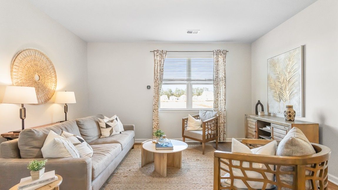 1040 Hardy Drive. Manning, SC 29102