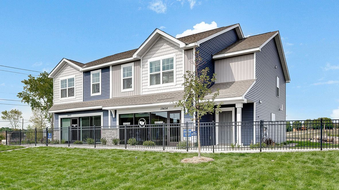 1878 Rainier Drive. Shakopee, MN 55379