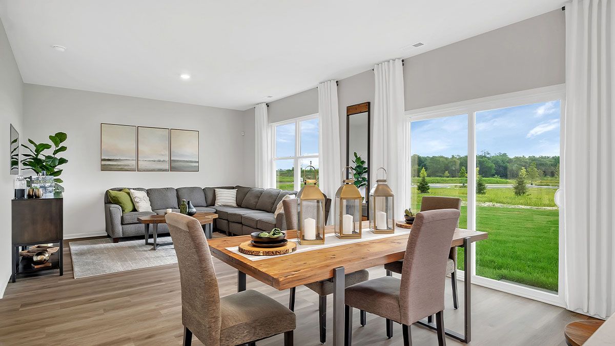 1232 Linden Terrace. Hampshire, IL 60140